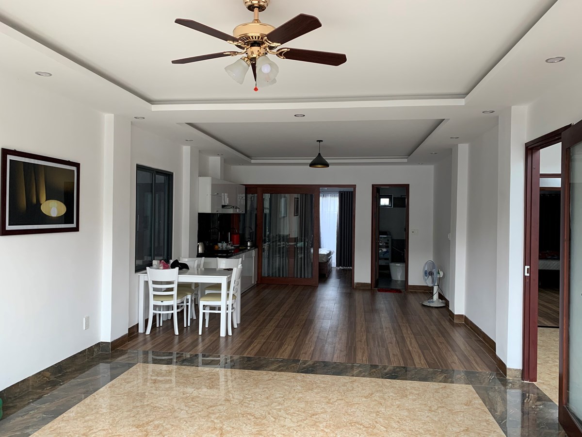 Bán căn hộ đường nước mặn 1 mới xây có 13 phòng lớn 