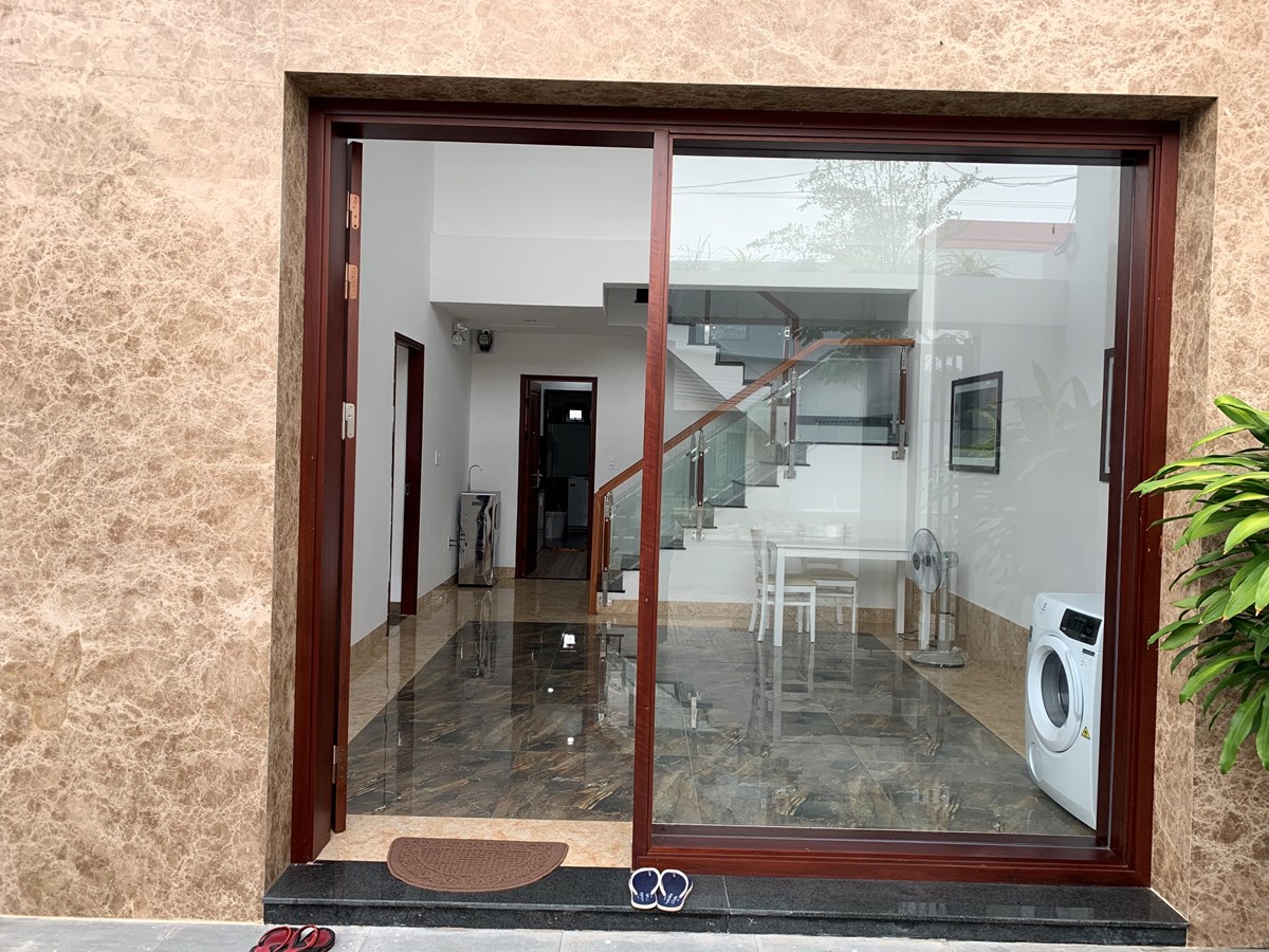 Bán căn hộ đường nước mặn 1 mới xây có 13 phòng lớn 