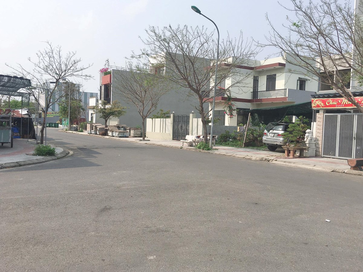 Bán lô Nam Hòa Xuân điện âm 2 mt, vị trí đẹp, giá tốt