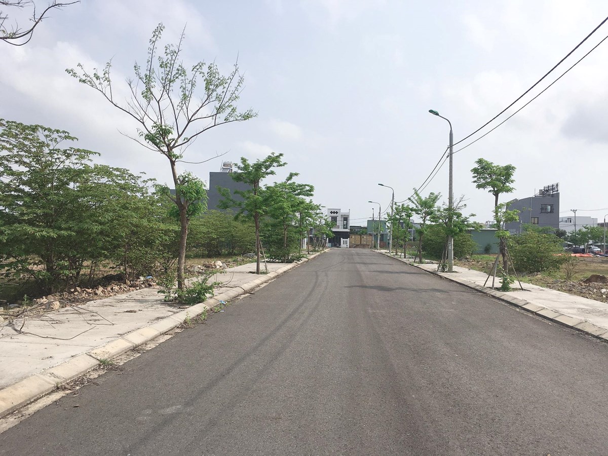 Bán lô đất Nam Hòa Xuân-Đà Nẵng giá rẻ hơn thị trường 100 triệu B2.57