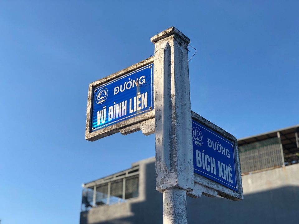 Bán lô góc đường Bích Khê và Vũ Đình Liên