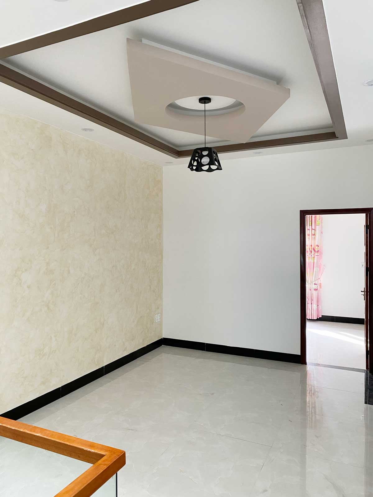 Bán nhà 2,5 tầng đường Lê Quảng Chí hướng đông nam