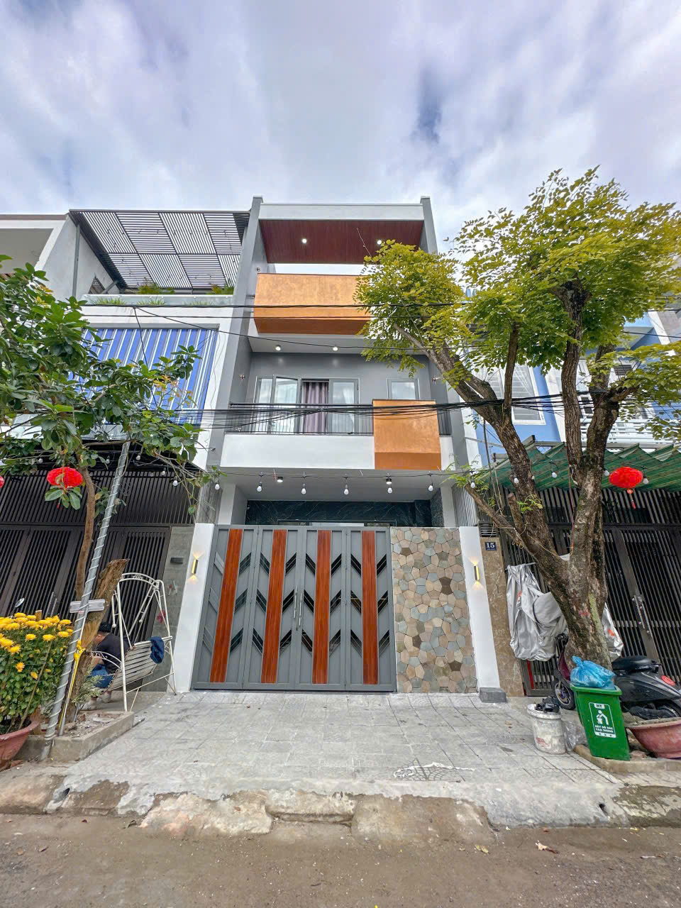 Bán nhà đẹp đường Cẩm Nam 3