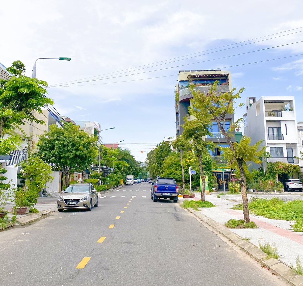 Bán đất 2 mặt tiền đường Bùi Công Trừng Hoà Xuân