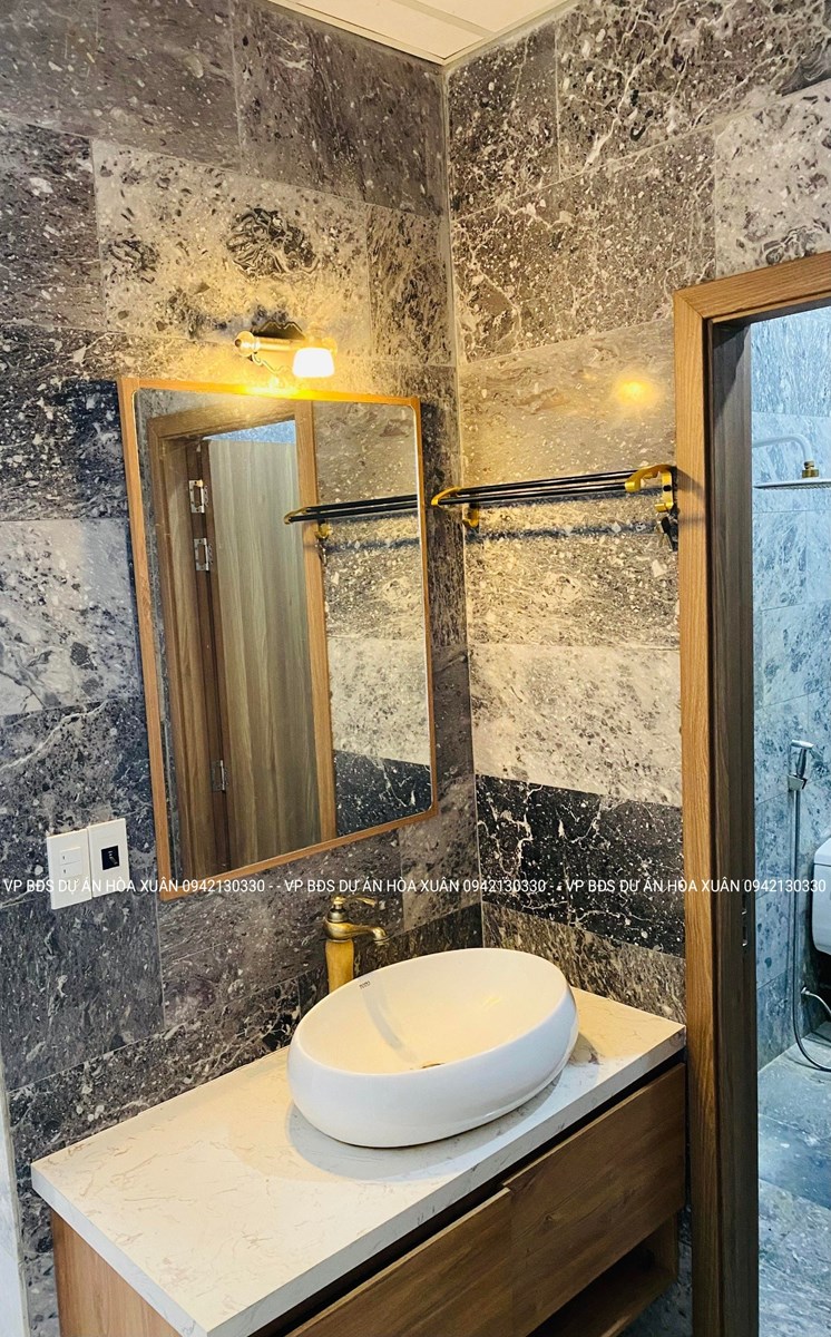 BÁN NHÀ ĐƯỜNG 10,5M KHU ĐÔ THỊ NAM HOÀ XUÂN