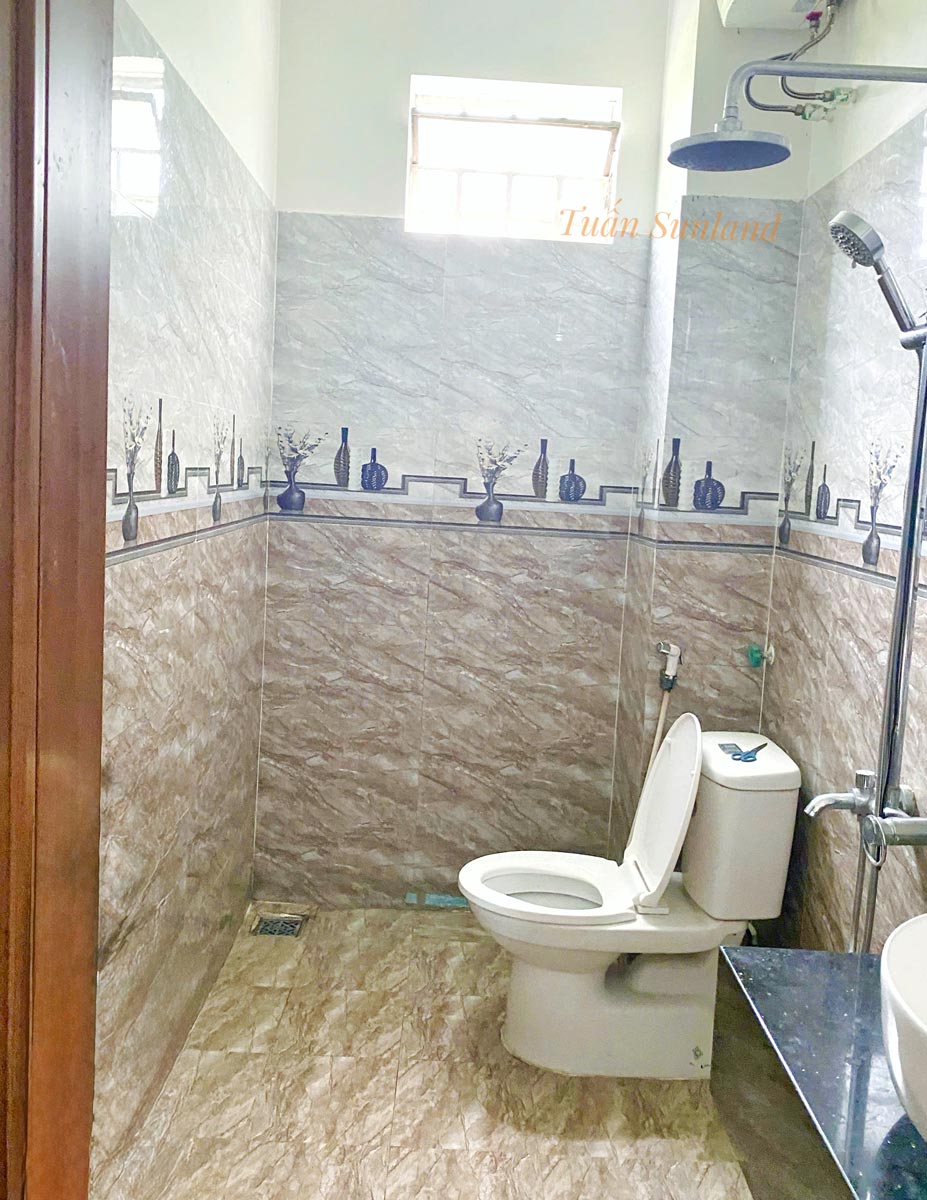Bán nhà đường Nguyễn Sắc Kim