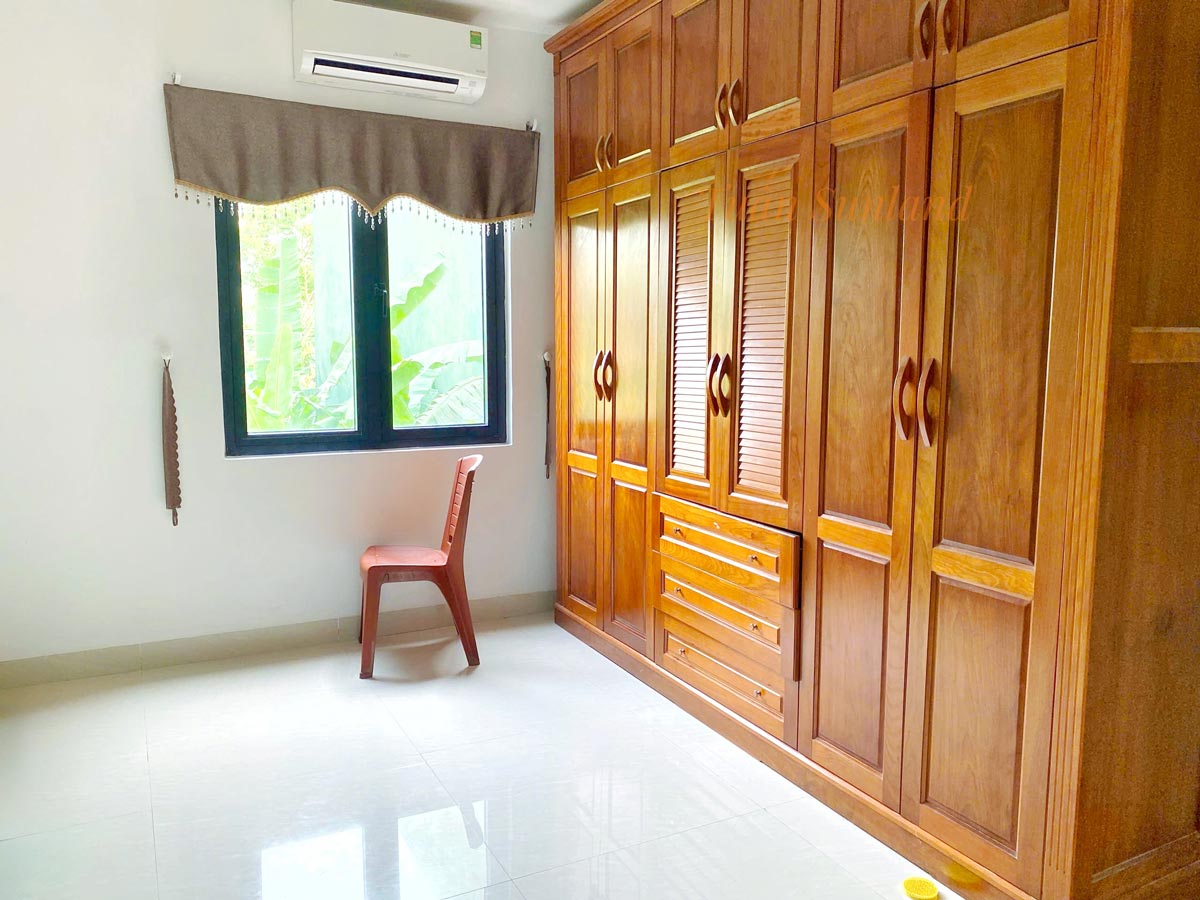 Bán nhà đường Nguyễn Sắc Kim
