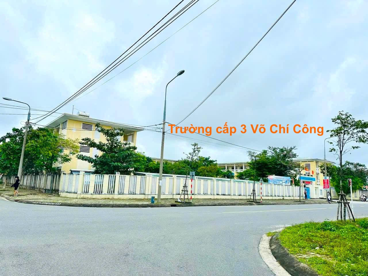 Bán lô góc đường Cao Hồng Lãnh hoà quý Đà Nẵng