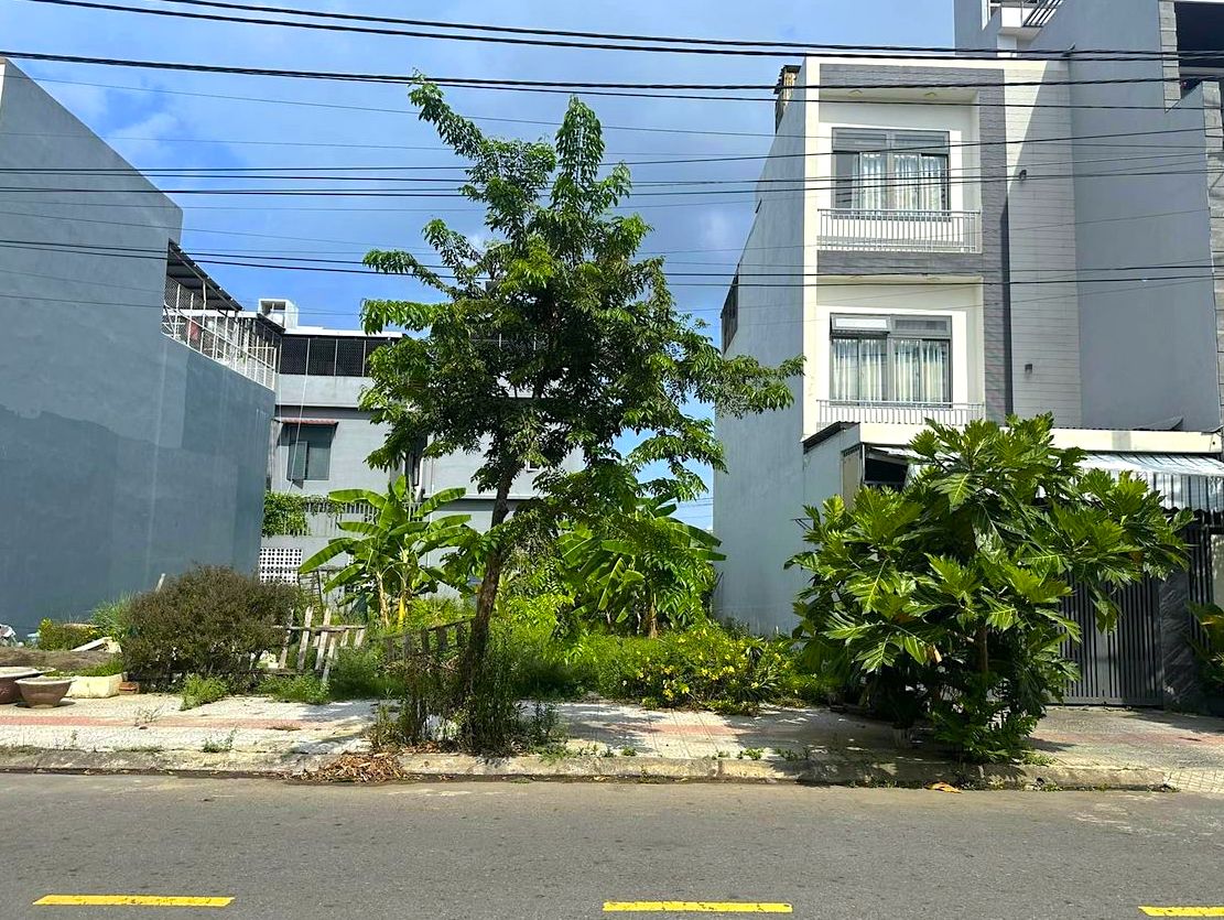 Bán cặp đất đường Nguyễn Hiến Lê Hoà Xuân