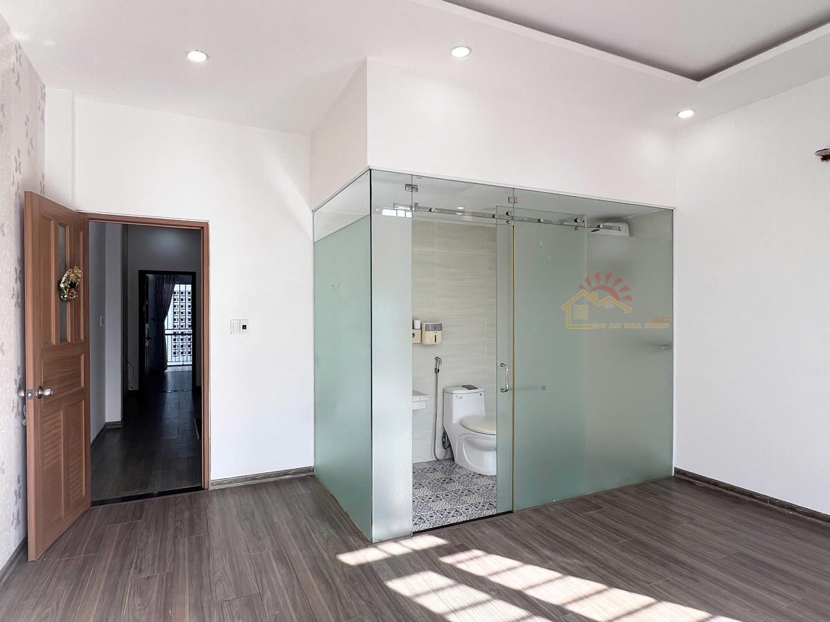 Bán nhà 2,5 tầng đường Thanh lương 9 Hoà Xuân gía 5,6xx tỷ