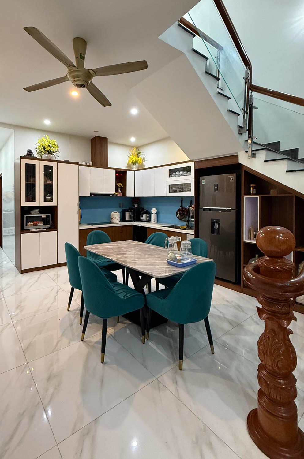 Bán nhà 4 tầng Lê Sỹ 