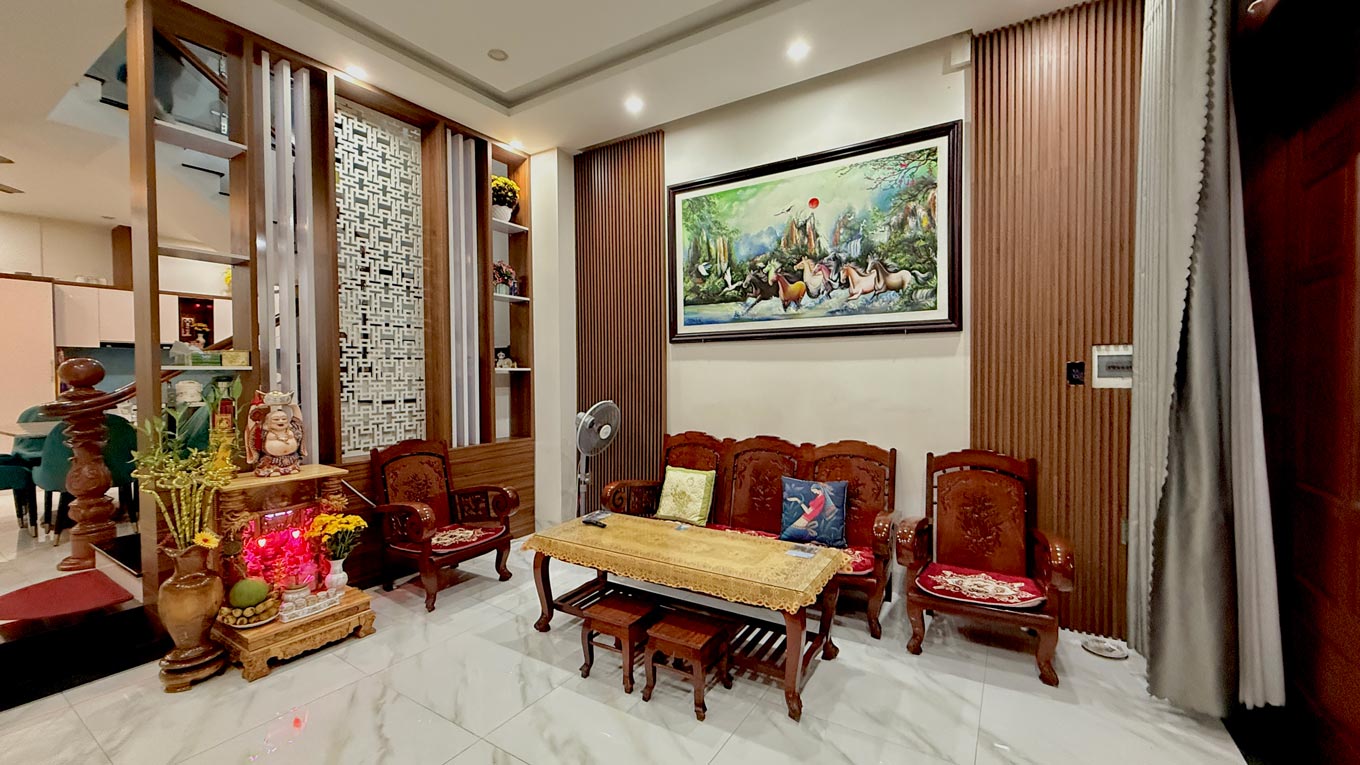 Bán nhà 4 tầng Lê Sỹ 